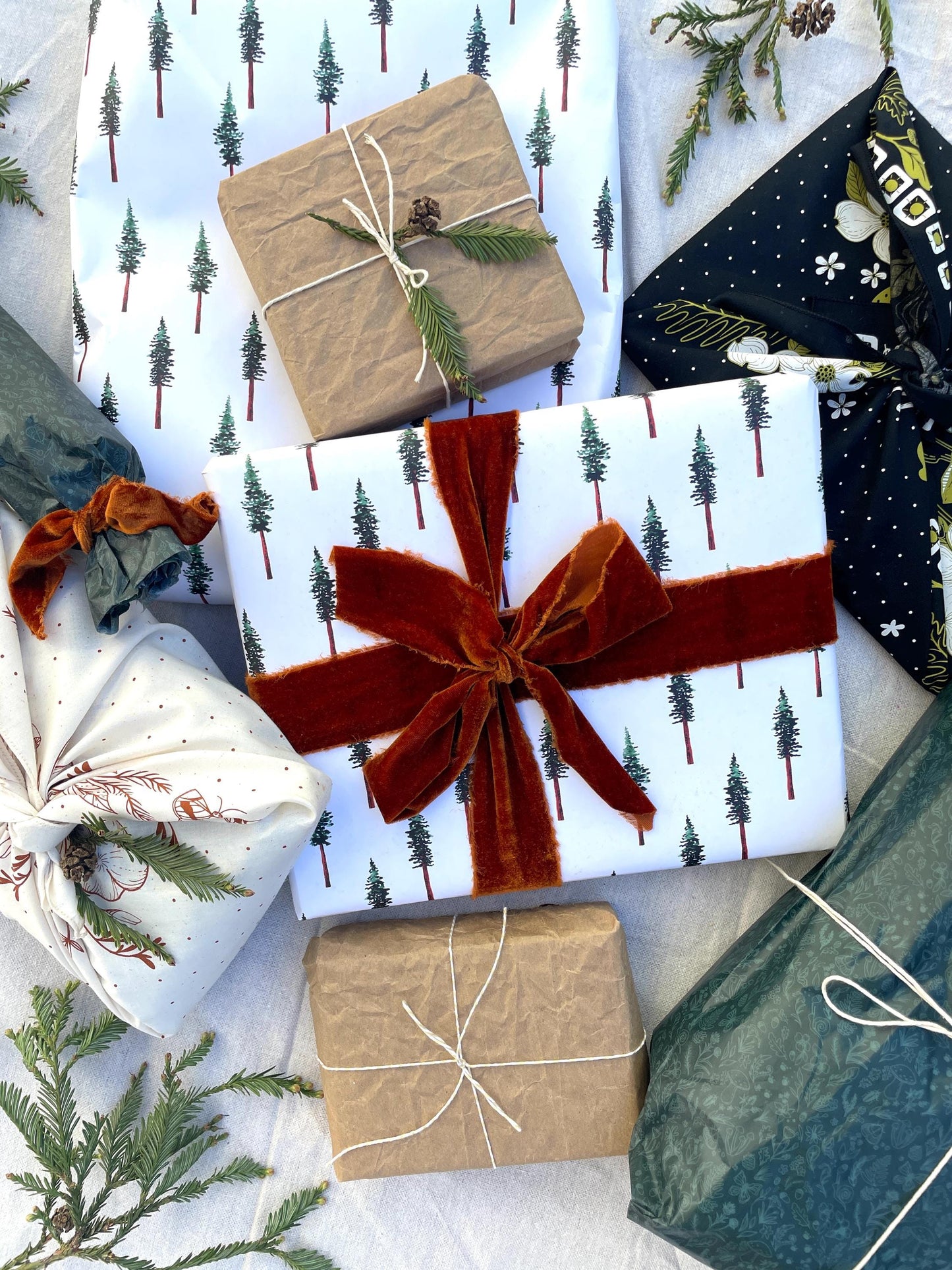 Holiday nature Walk Tissue Paper